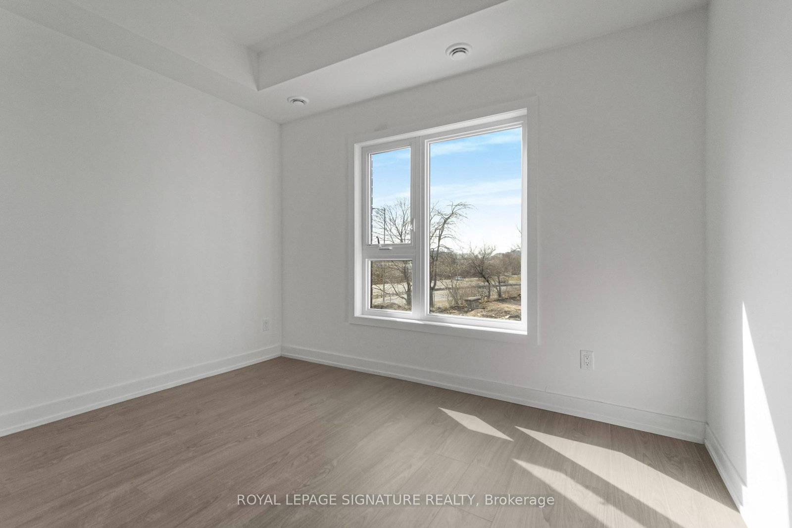 16 Melbourne Avenue, Unit 201D - Photo 15