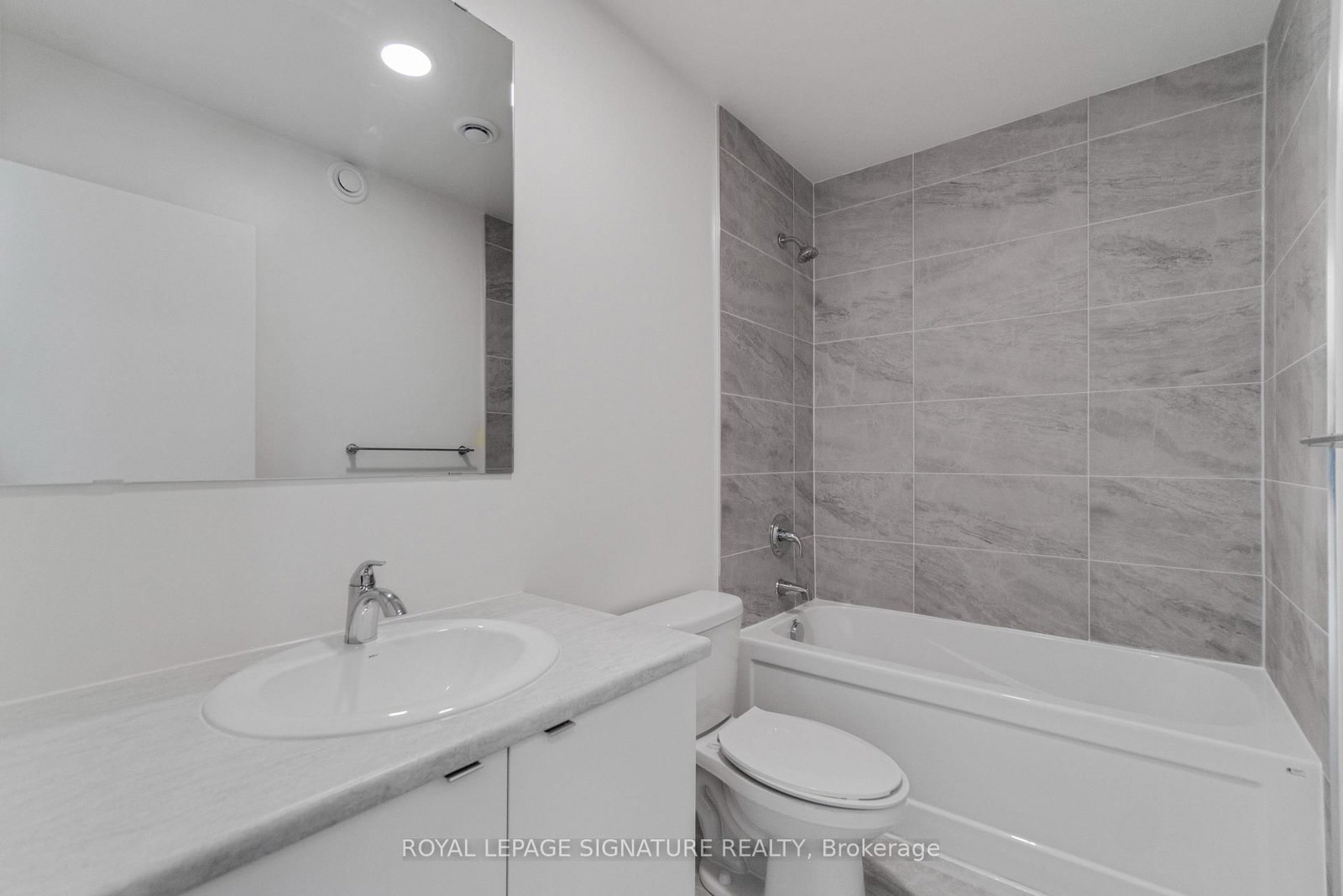 16 Melbourne Avenue, Unit 201D - Photo 19