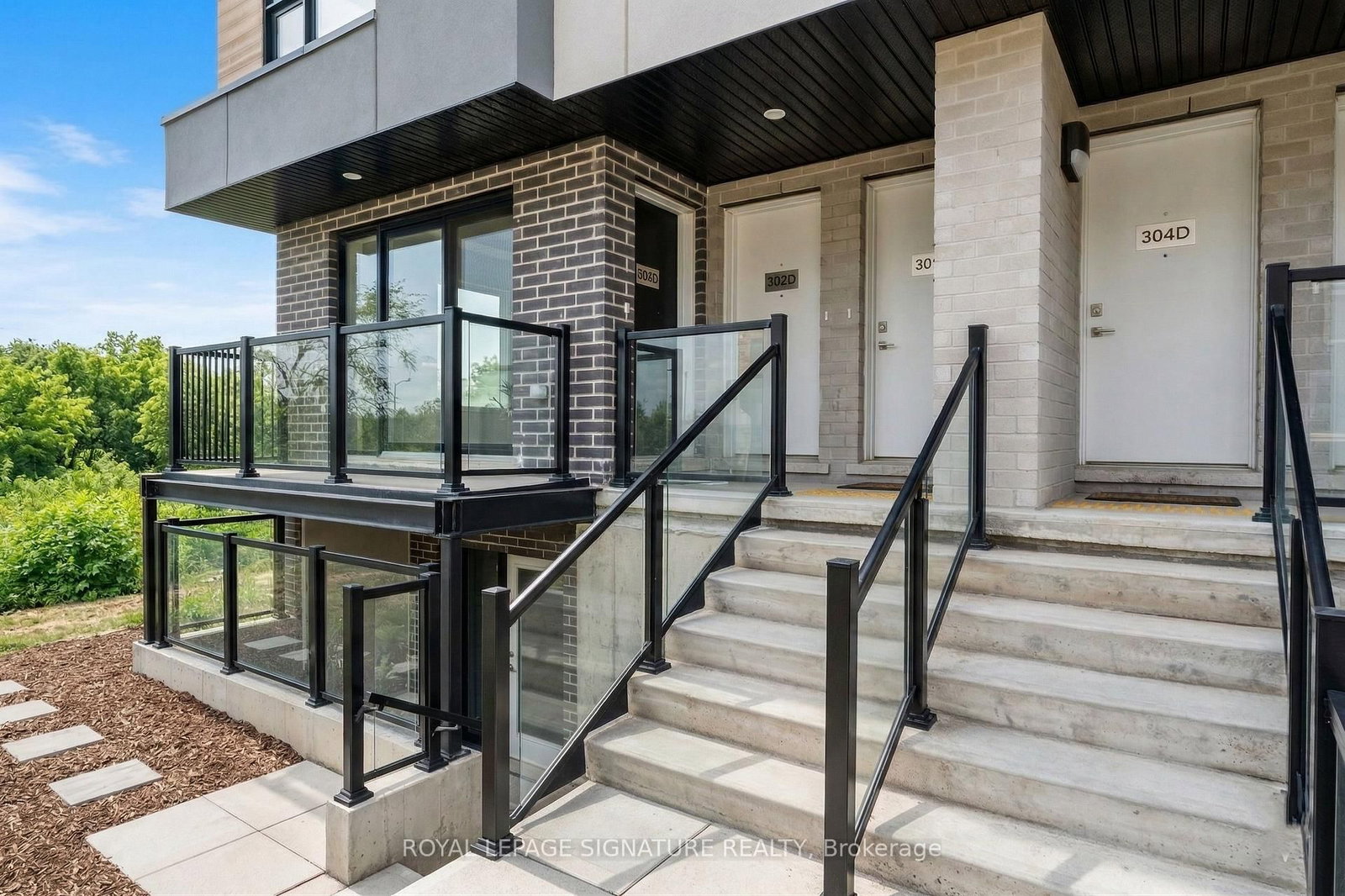 16 Melbourne Avenue, Unit 201D - Photo 3