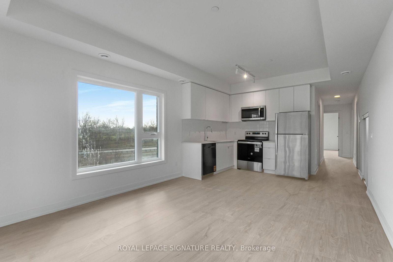 16 Melbourne Avenue, Unit 201D - Photo 6