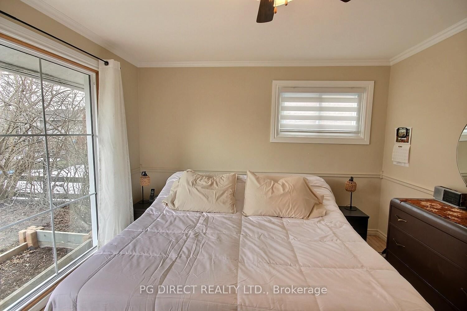 Detached House for sale at 10 Victoria Avenue, Quinte West, Ontario, K8V 4Z1 - Trenton Ward - MLS: X12957078