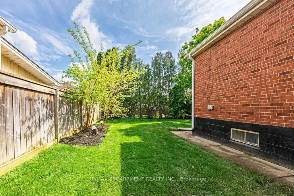 Listing Image 46