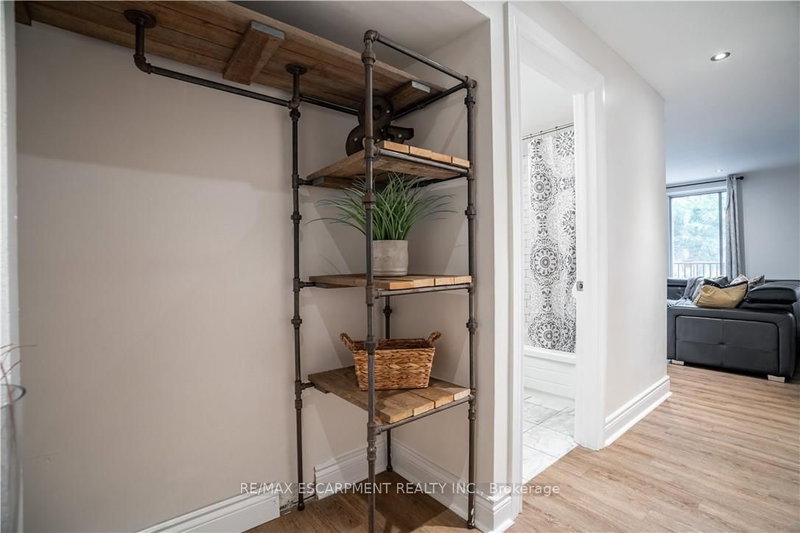 204 - 141 Catharine St, Hamilton, L8N 2J7 | Image 2