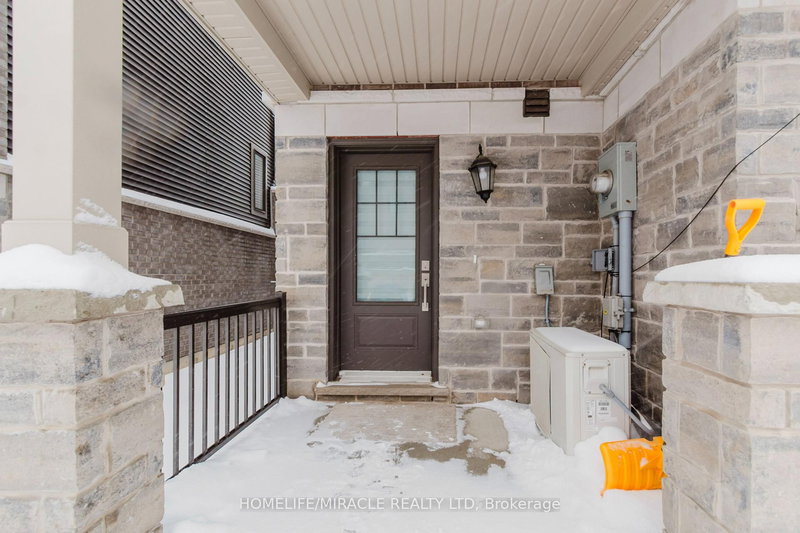 92 - 10 Birmingham Dr, Cambridge, N1R 0C6 | Image 2