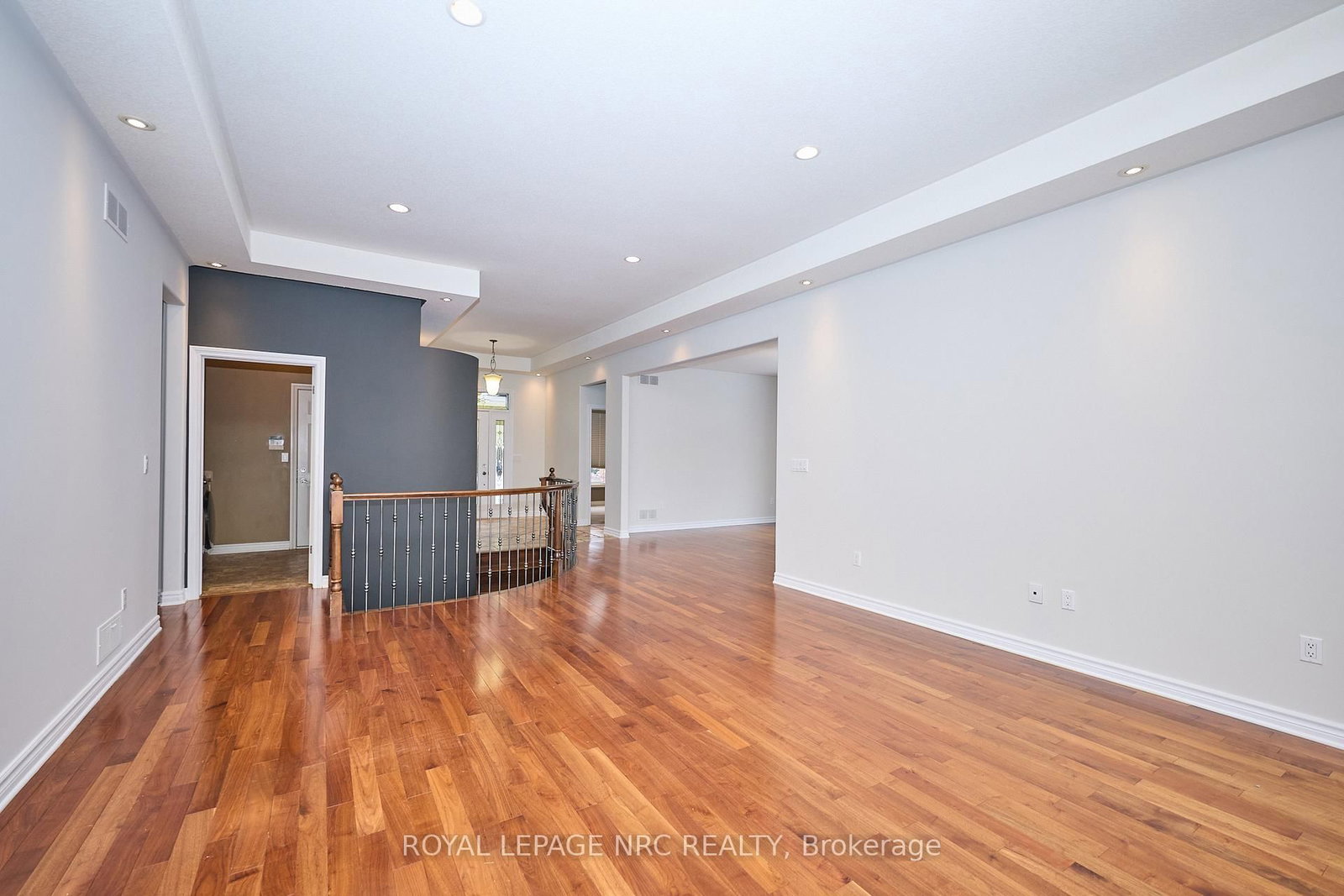 Detached House for sale at 45 Timber Creek Crescent, Pelham, Ontario, L3E 0P3 - Fonthill - MLS: X12957564