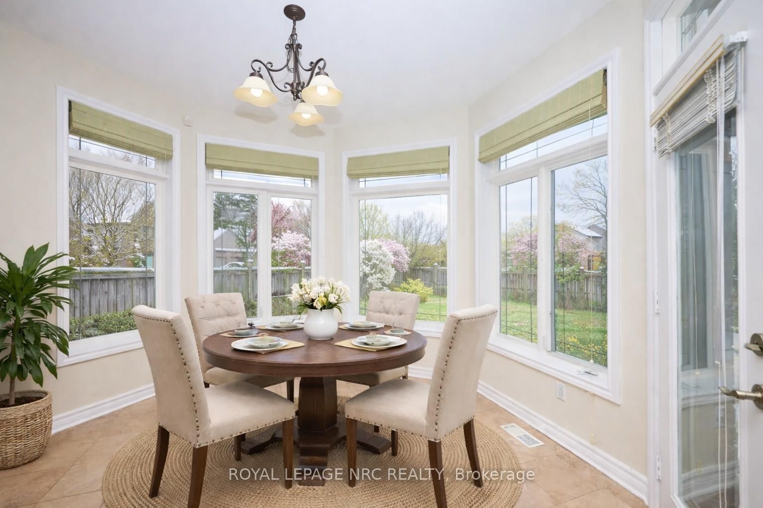 Detached House for sale at 45 Timber Creek Crescent, Pelham, Ontario, L3E 0P3 - Fonthill - MLS: X12957564