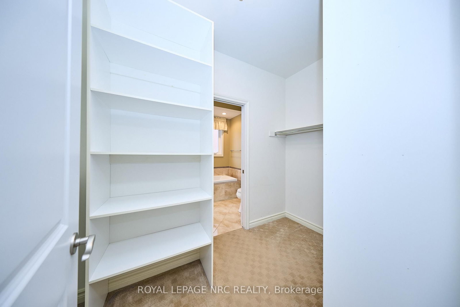 Detached House for sale at 45 Timber Creek Crescent, Pelham, Ontario, L3E 0P3 - Fonthill - MLS: X12957564