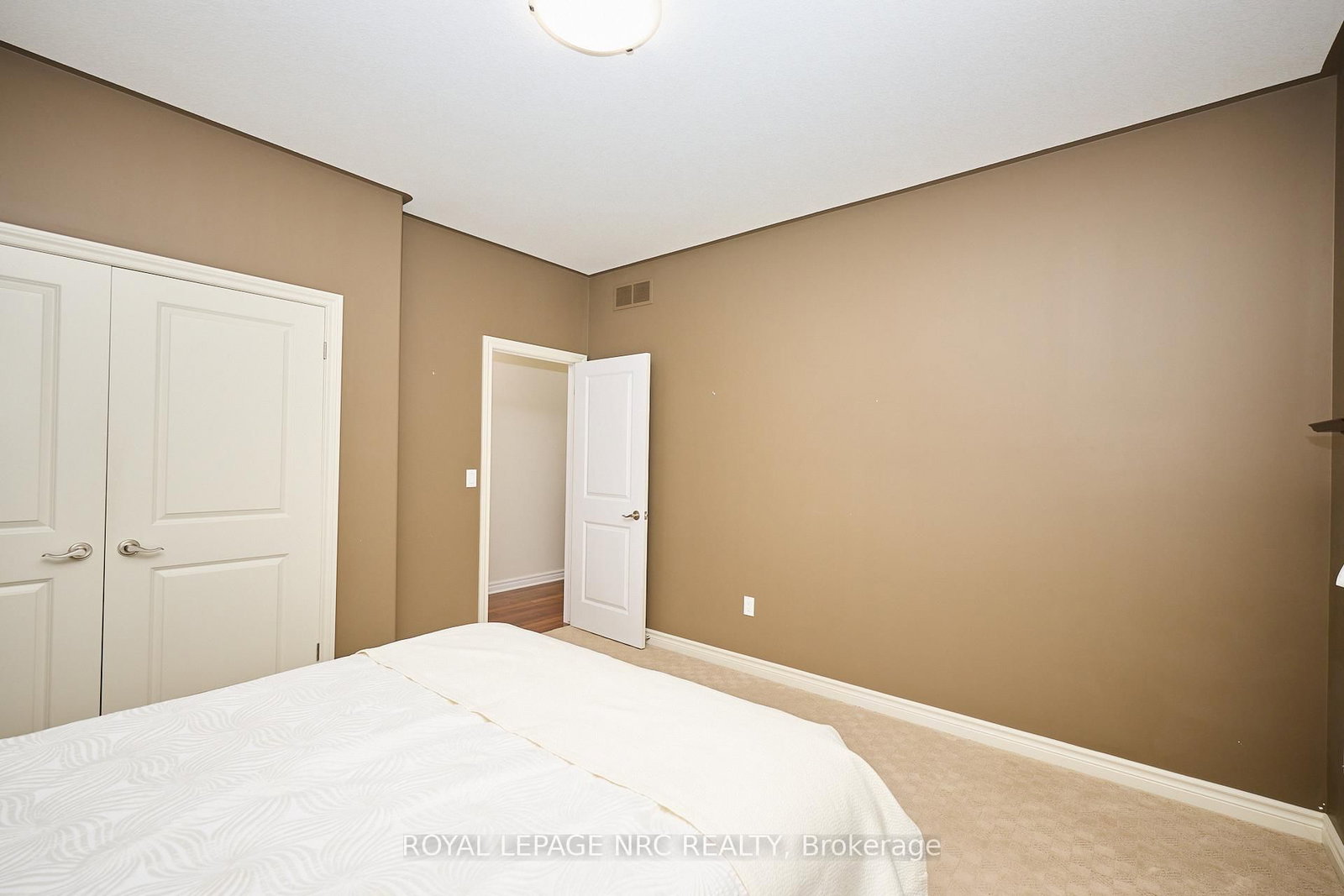 Detached House for sale at 45 Timber Creek Crescent, Pelham, Ontario, L3E 0P3 - Fonthill - MLS: X12957564