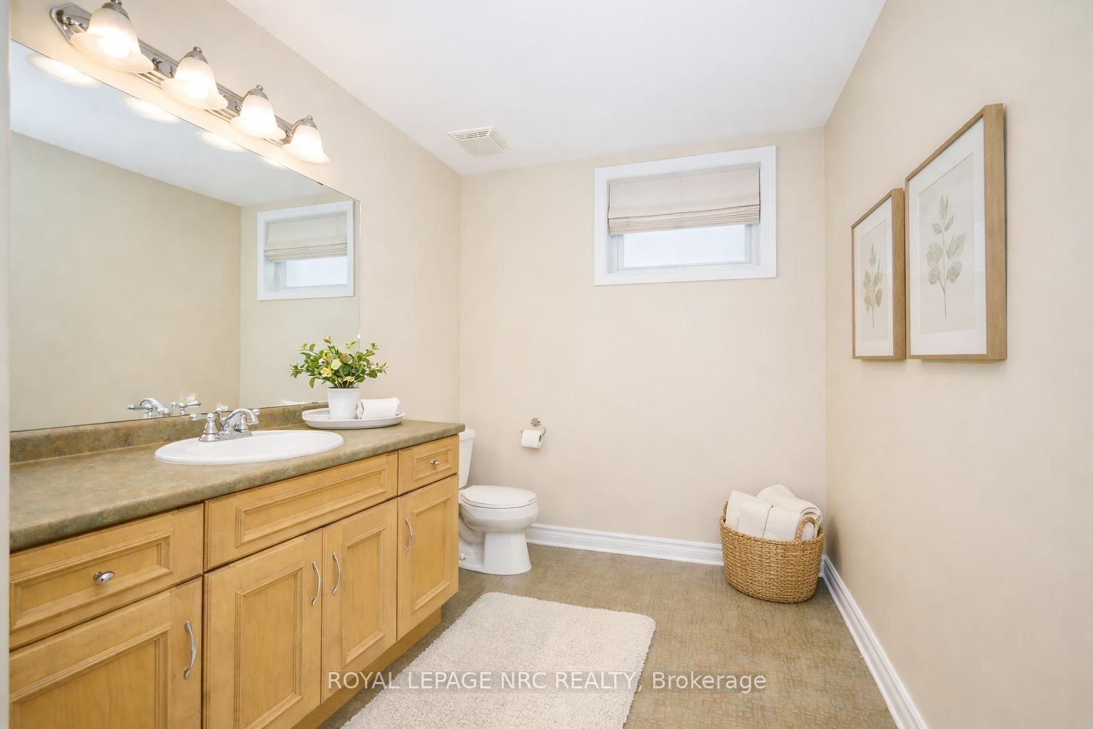 Detached House for sale at 45 Timber Creek Crescent, Pelham, Ontario, L3E 0P3 - Fonthill - MLS: X12957564