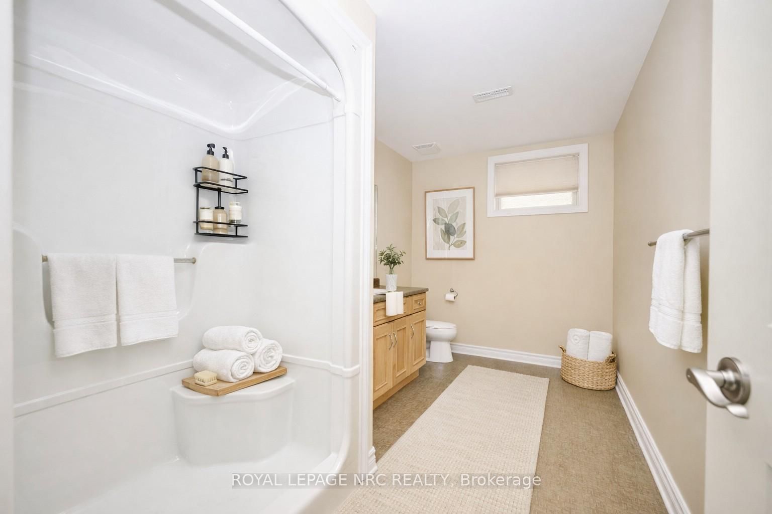 Detached House for sale at 45 Timber Creek Crescent, Pelham, Ontario, L3E 0P3 - Fonthill - MLS: X12957564