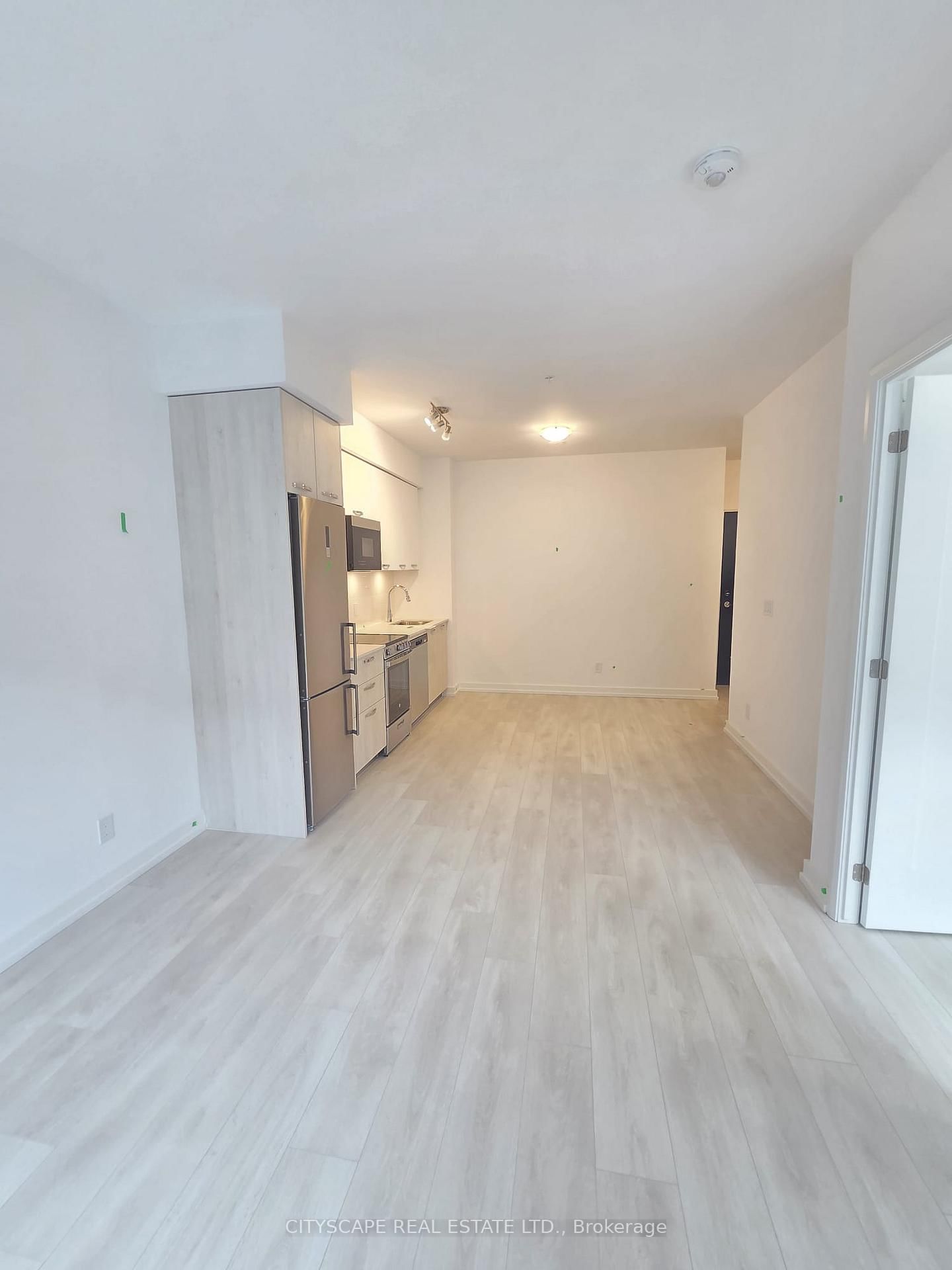 75 James Street, Unit 417 - Photo 10