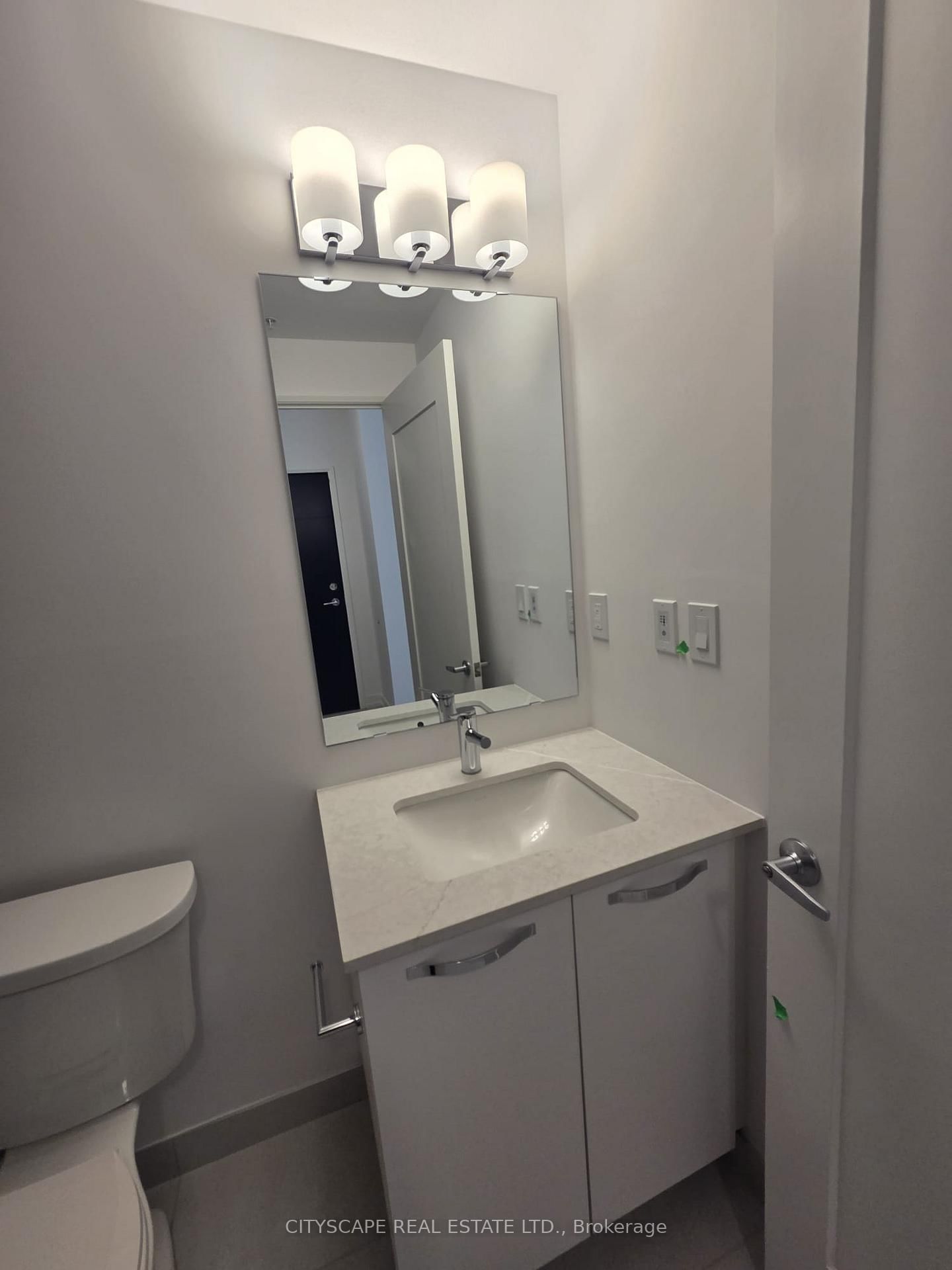 75 James Street, Unit 417 - Photo 16