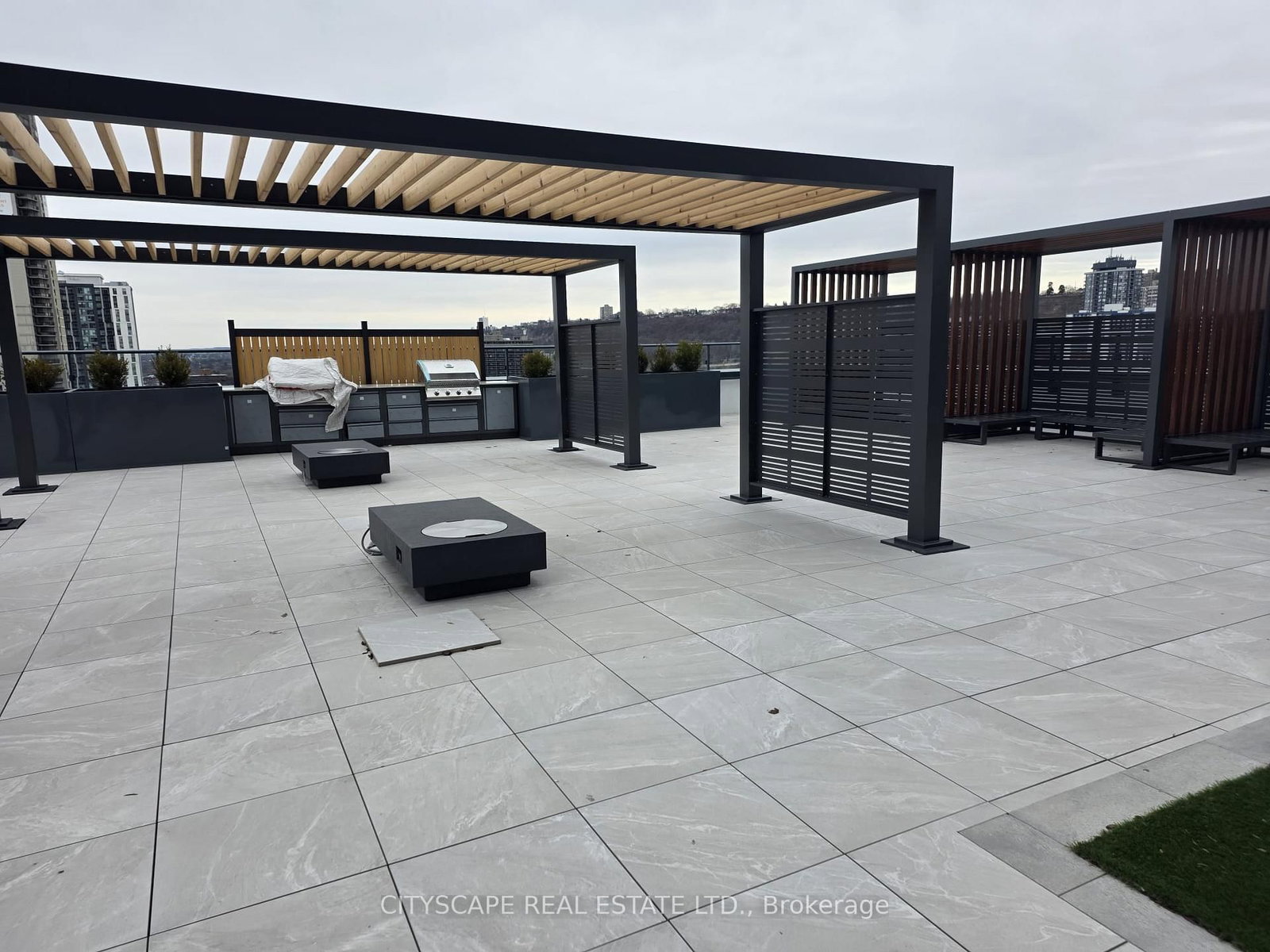 75 James Street, Unit 417 - Photo 28