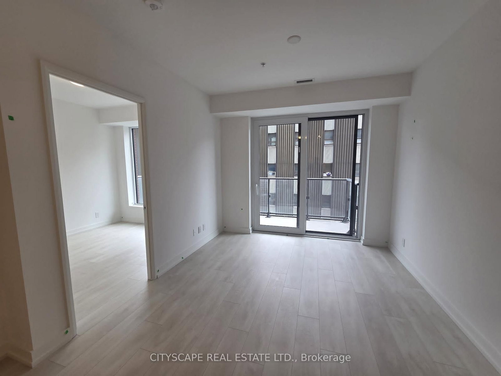 75 James Street, Unit 417 - Photo 8
