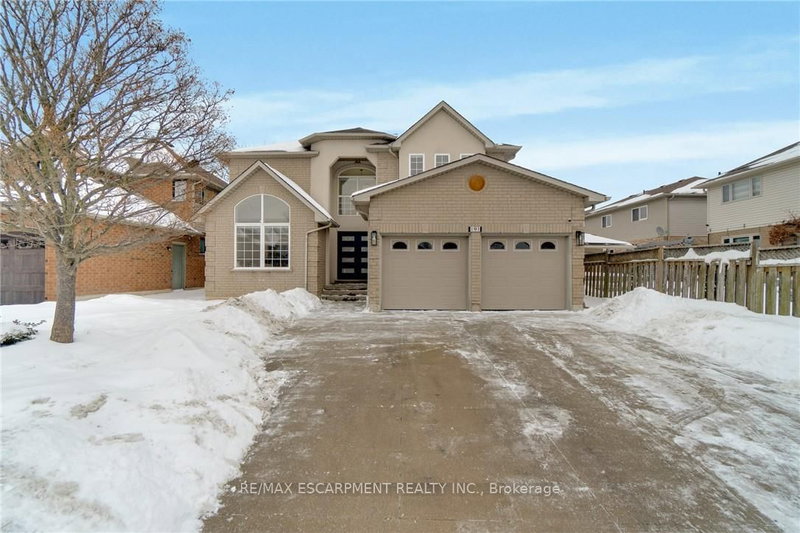191 Hawkswood Tr, Hamilton, L9B 2T1 | Image 3