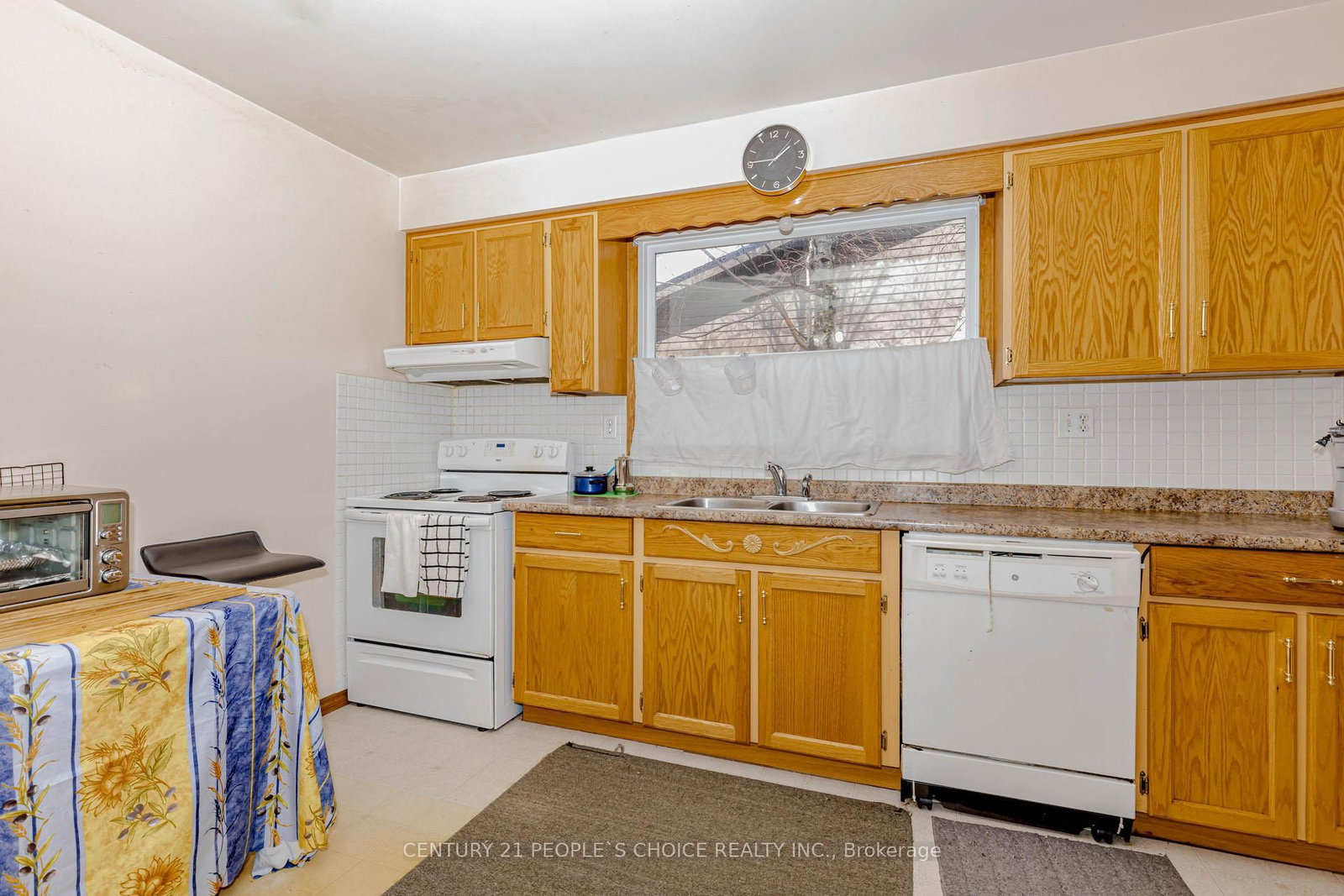 Detached House for sale at 20 Normajean Avenue, Hamilton, Ontario, L8W 1S2 - Eleanor - MLS: X12957726