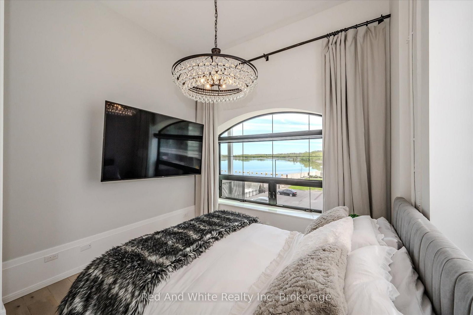 19 GUELPH Avenue • #308 • Cambridge, ON photo 24
