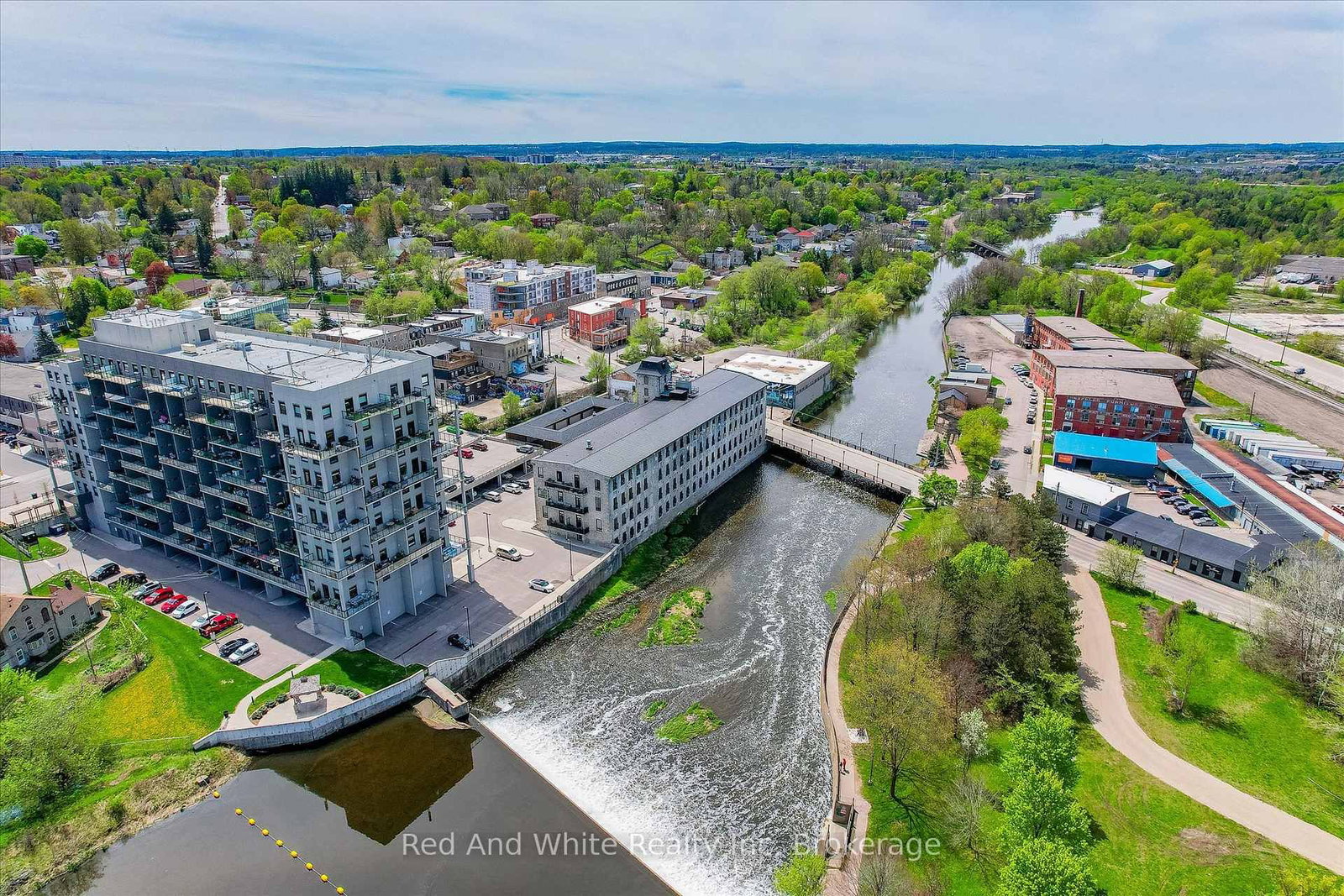 19 GUELPH Avenue • #308 • Cambridge, ON photo 41