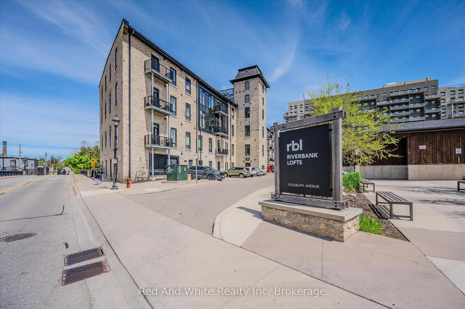 19 GUELPH Avenue • #308 • Cambridge, ON photo 5