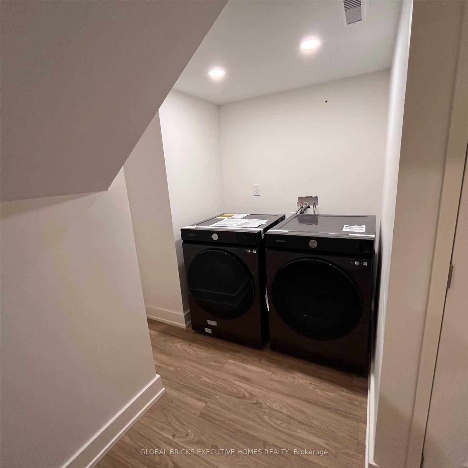 59 Golden Hawk Drive - Photo 12