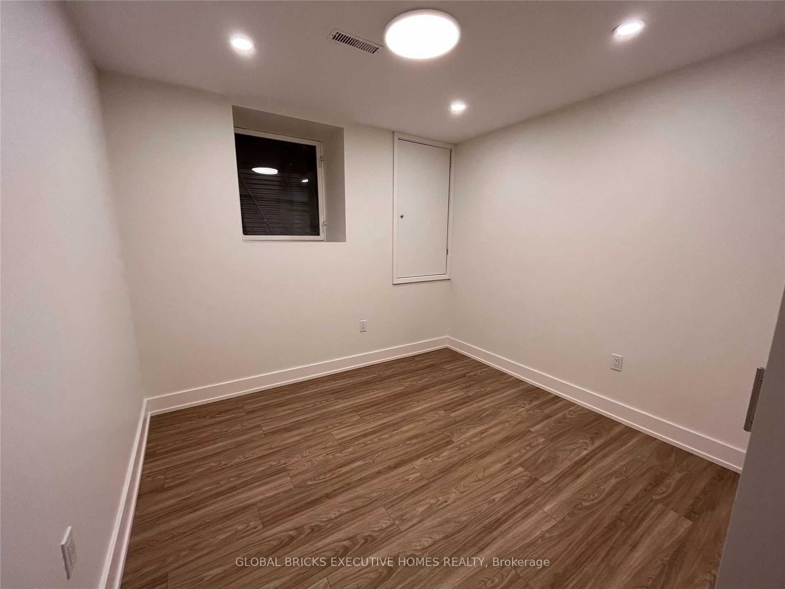 59 Golden Hawk Drive - Photo 16