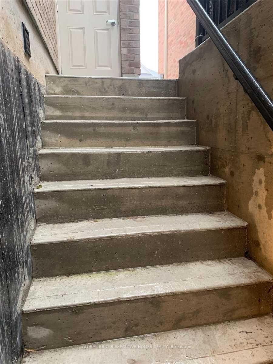 59 Golden Hawk Drive - Photo 3