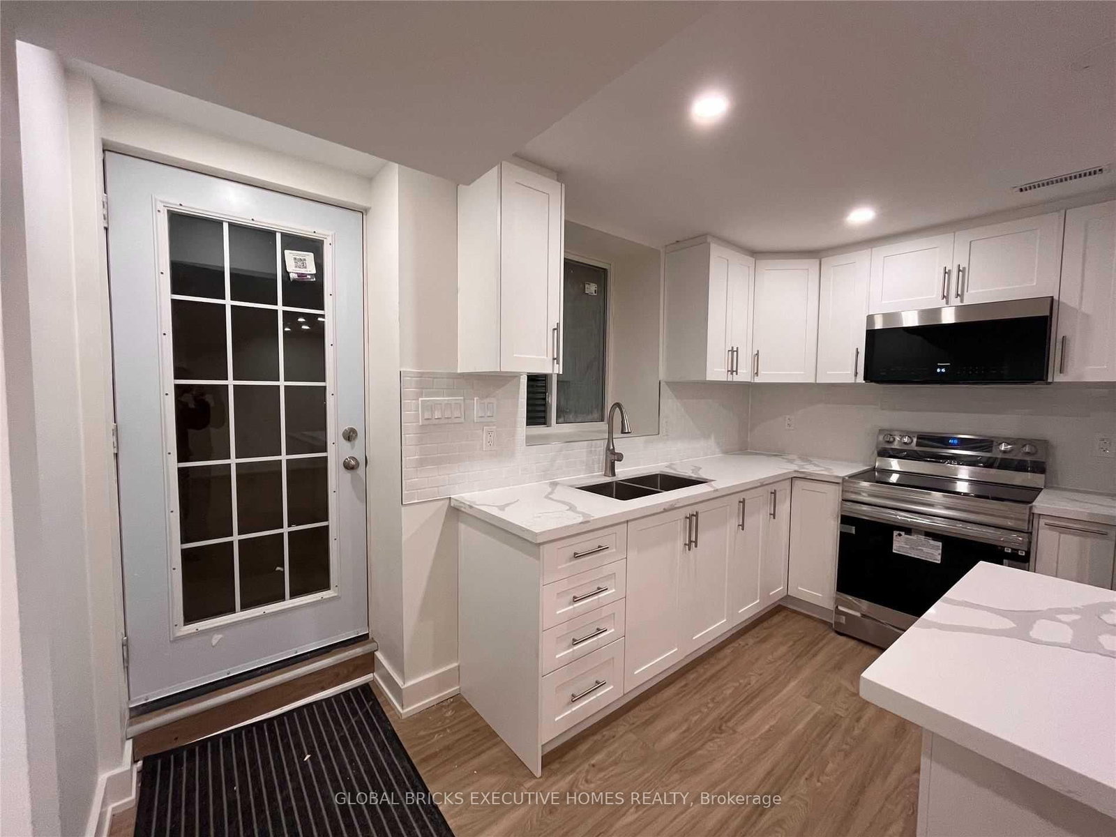 59 Golden Hawk Drive - Photo 4