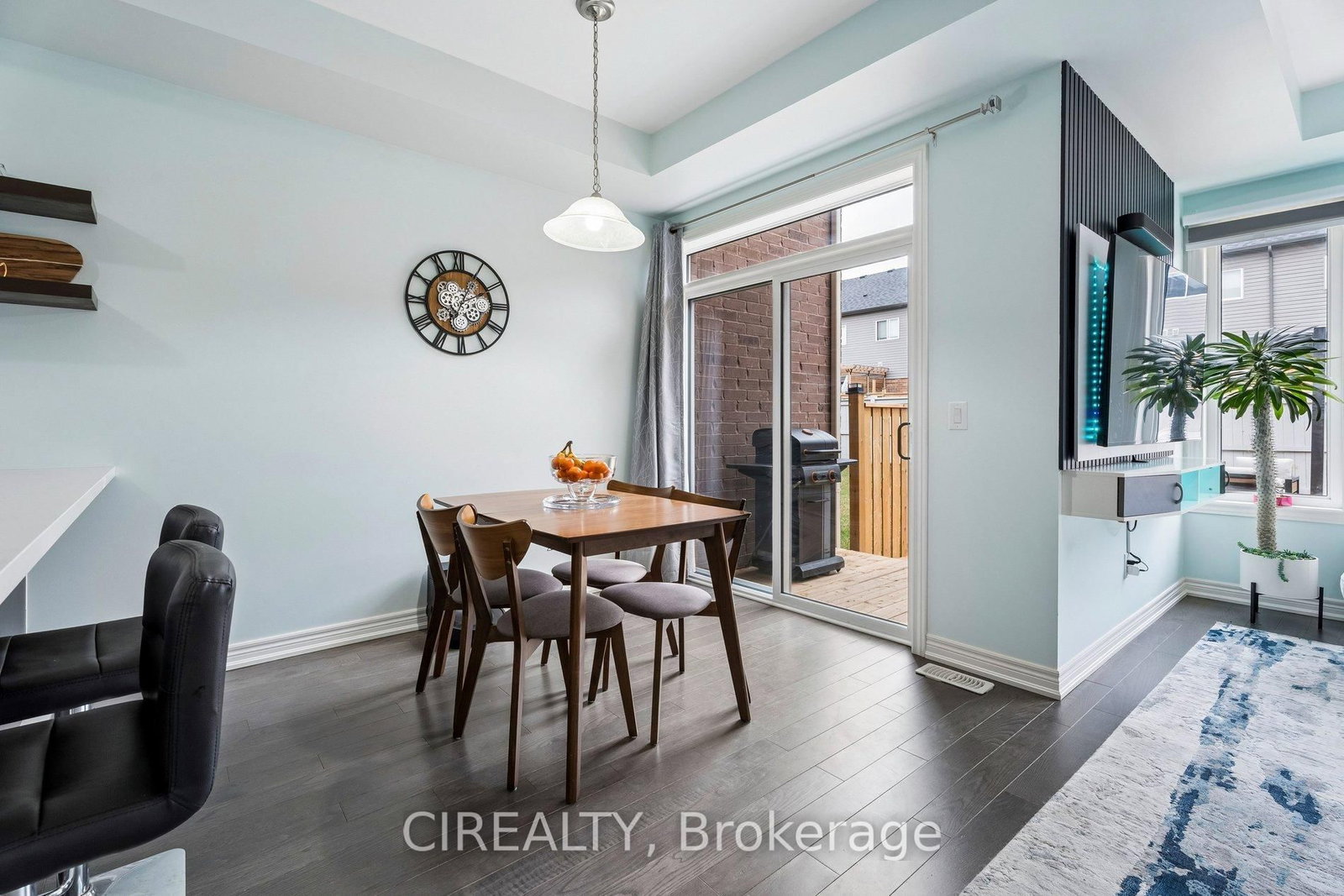 357 Raymond Road - Photo 14