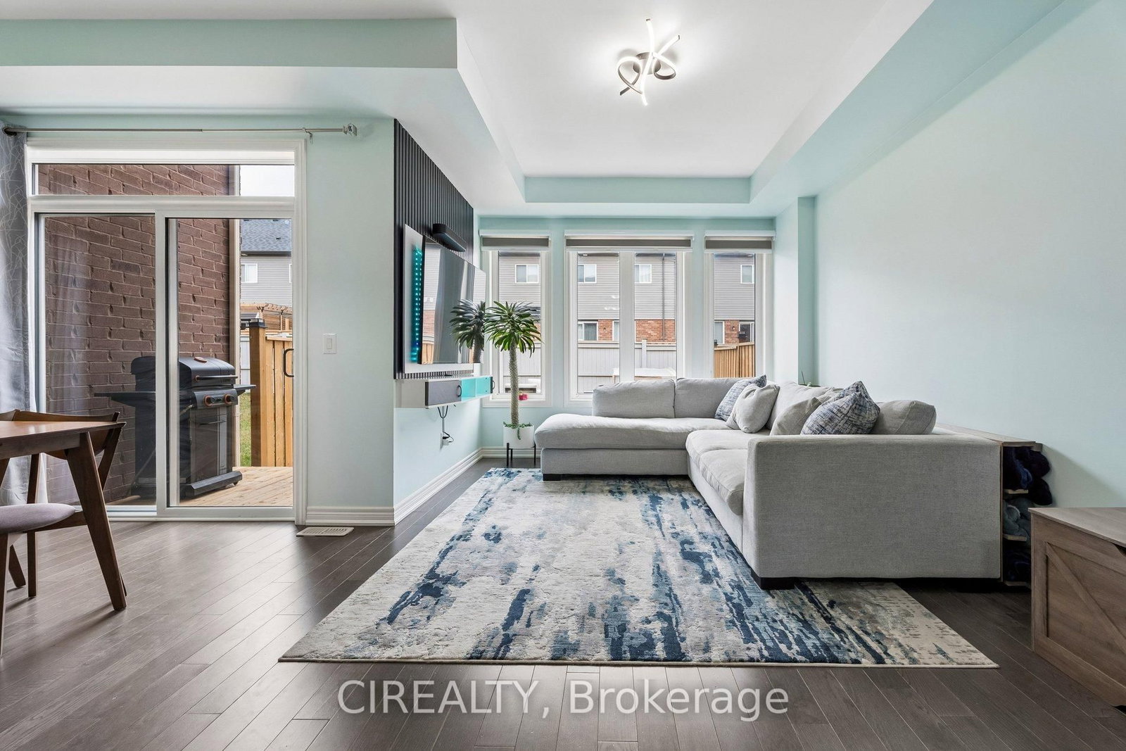 357 Raymond Road - Photo 7