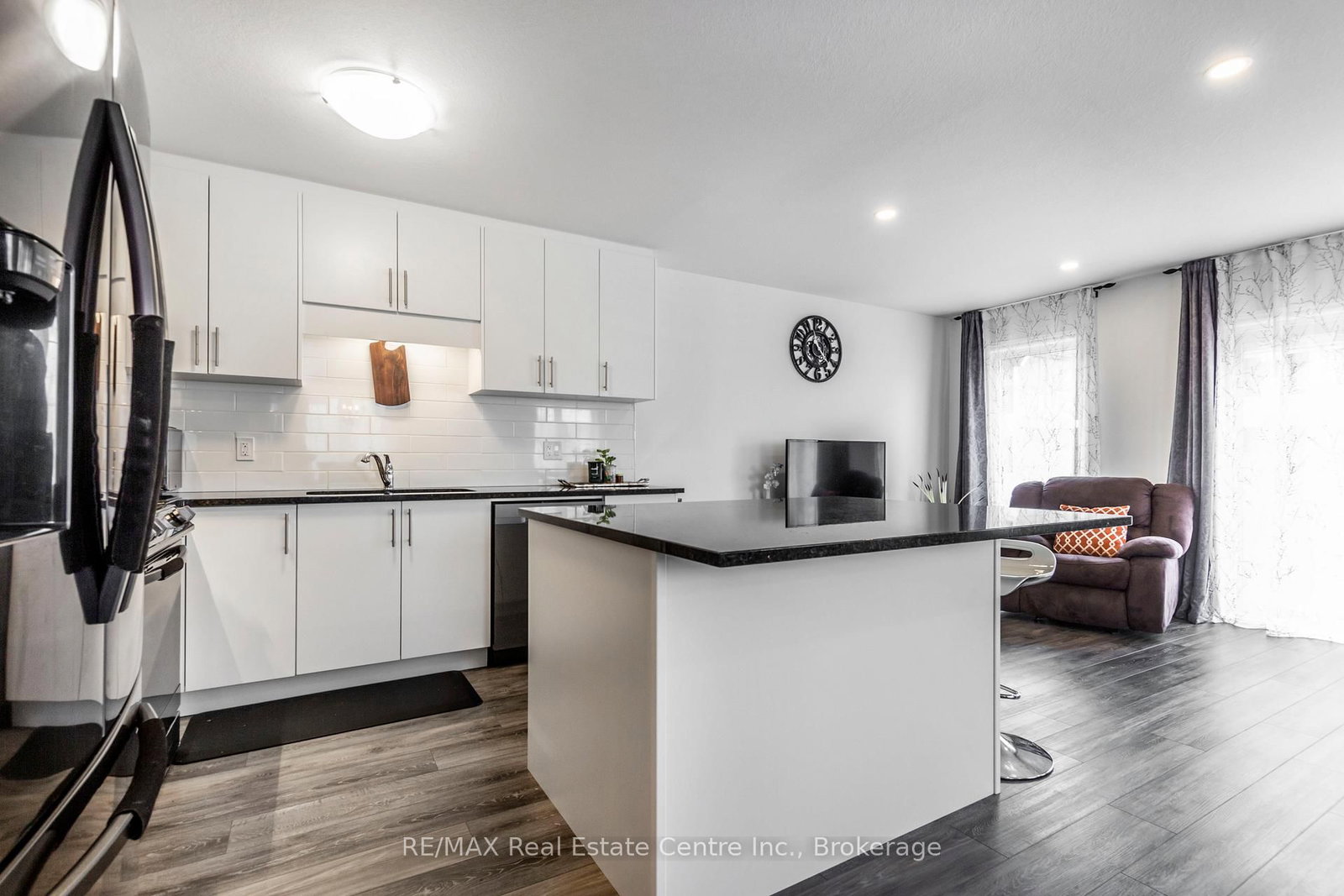 1 West Mill Street, Unit 1 - Photo 9