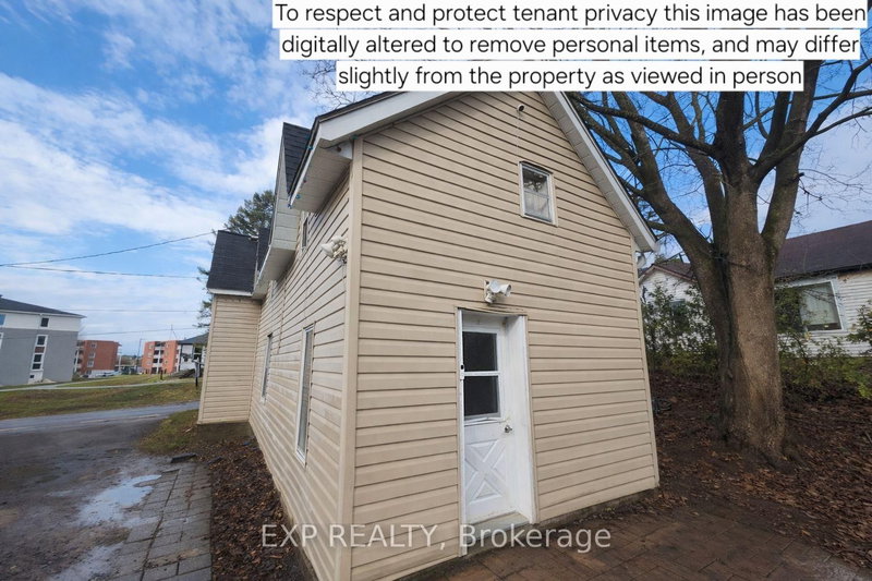 219 Bartholomew St, Brockville, K6V 2S4 | Image 3