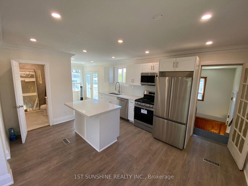 home for lease on #Upper-40 BARTLETT Street