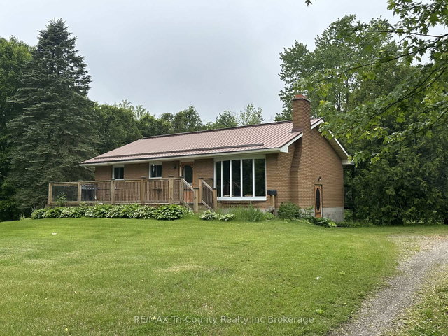 889 Norfolk County 28 Road