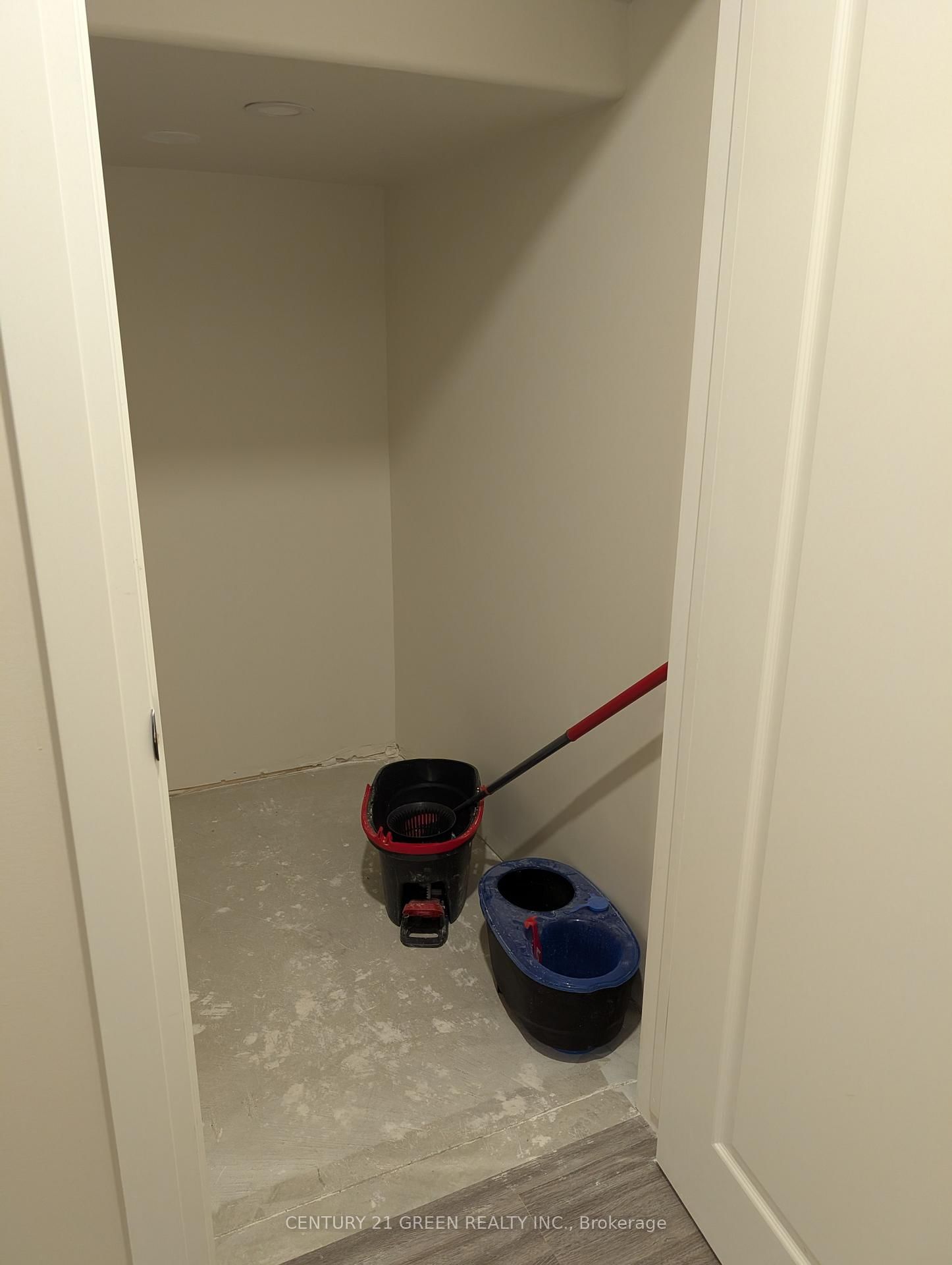 336 Rivertrail Avenue, Unit BSMT - Photo 15