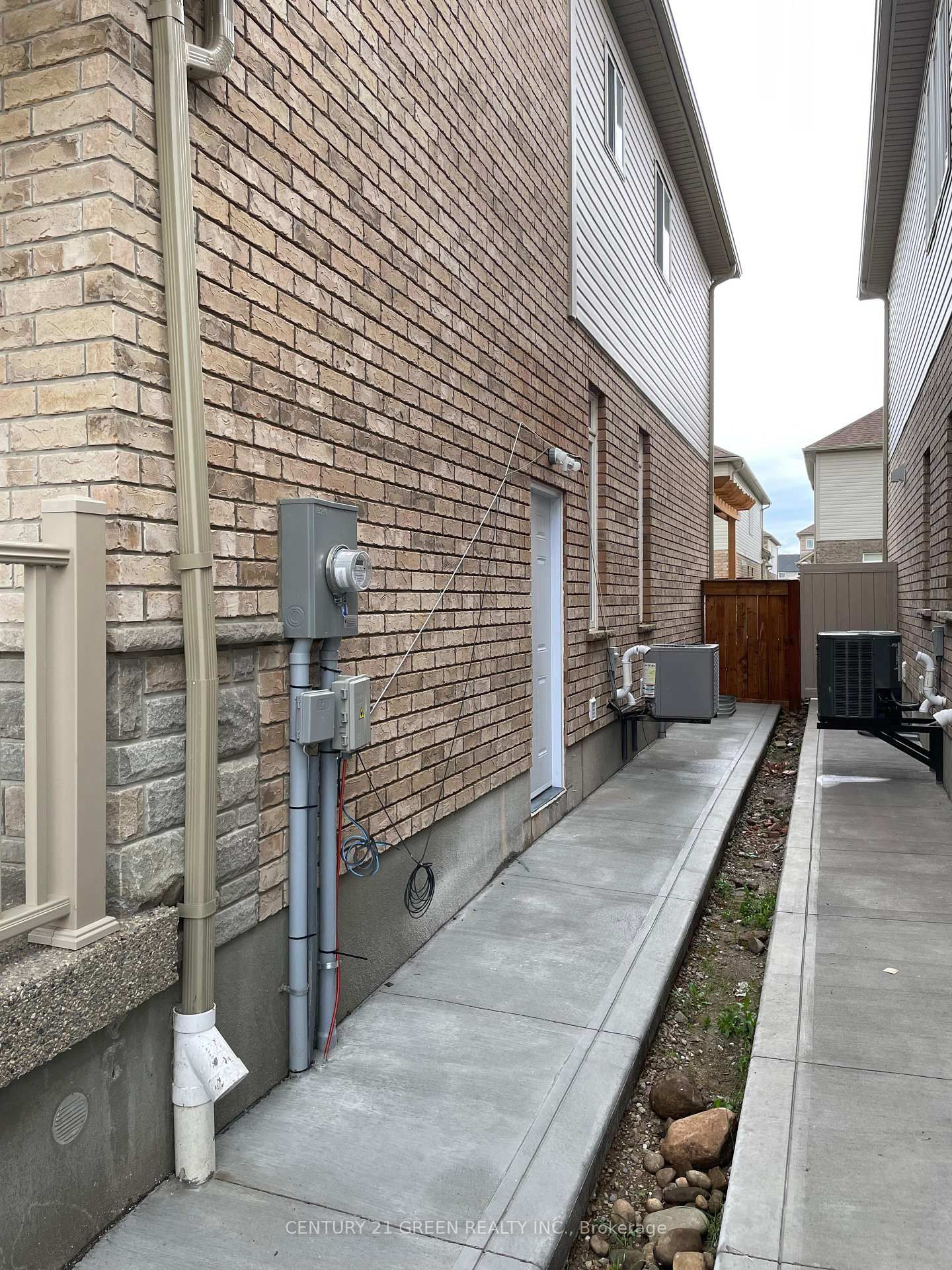 336 Rivertrail Avenue, Unit BSMT - Photo 2