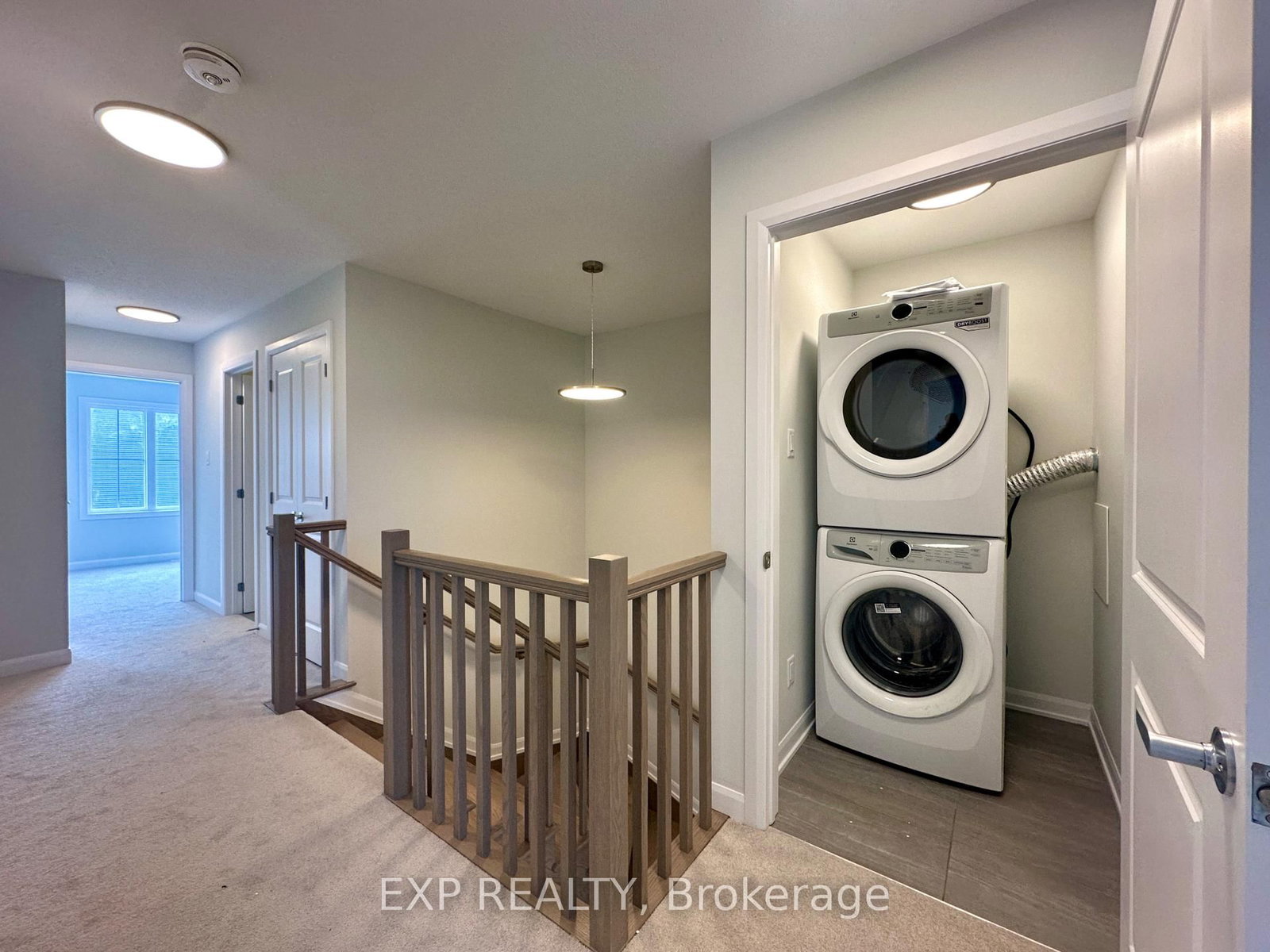 271 BANKSIDE Way - Photo 12