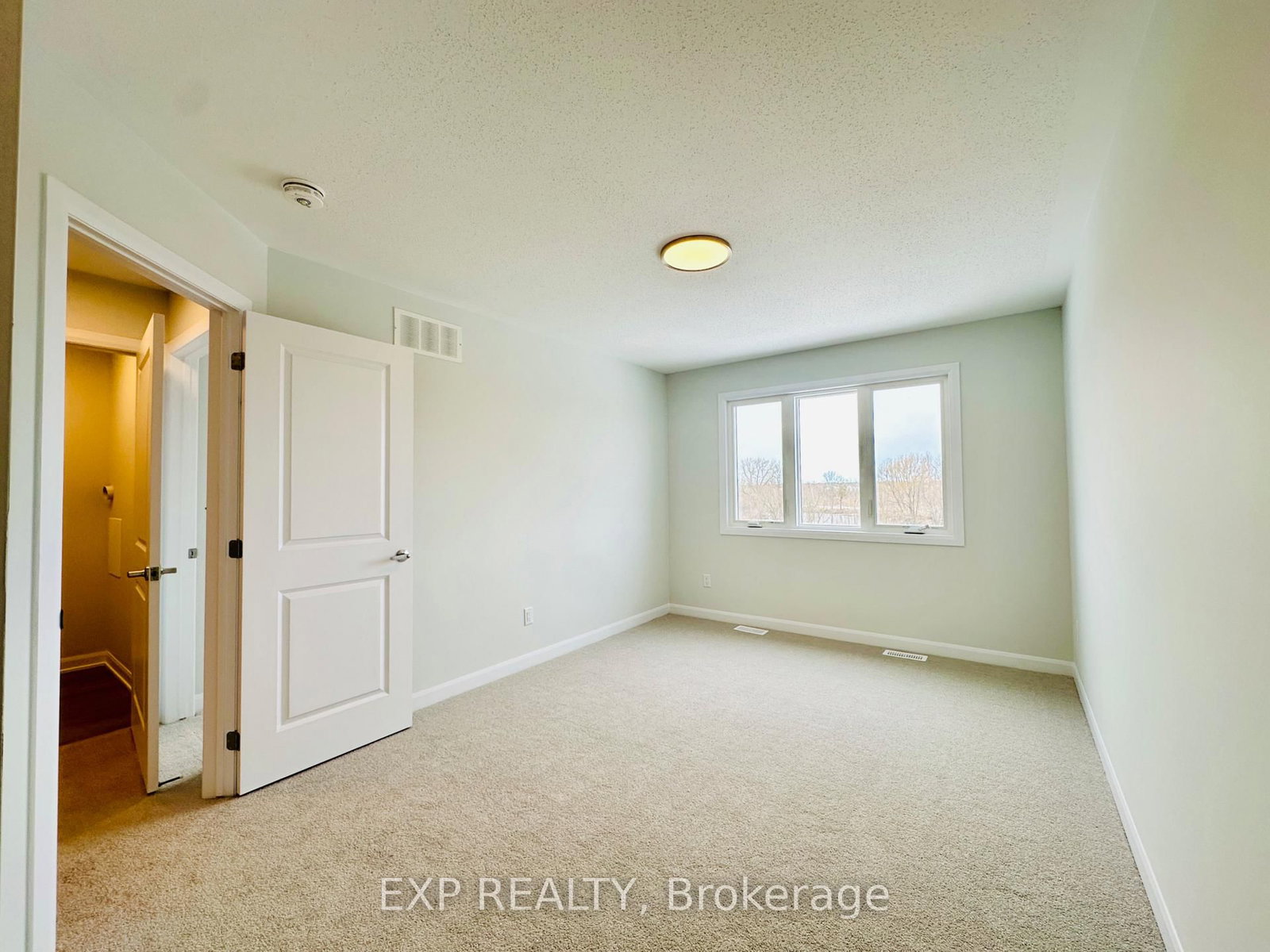 271 BANKSIDE Way - Photo 14