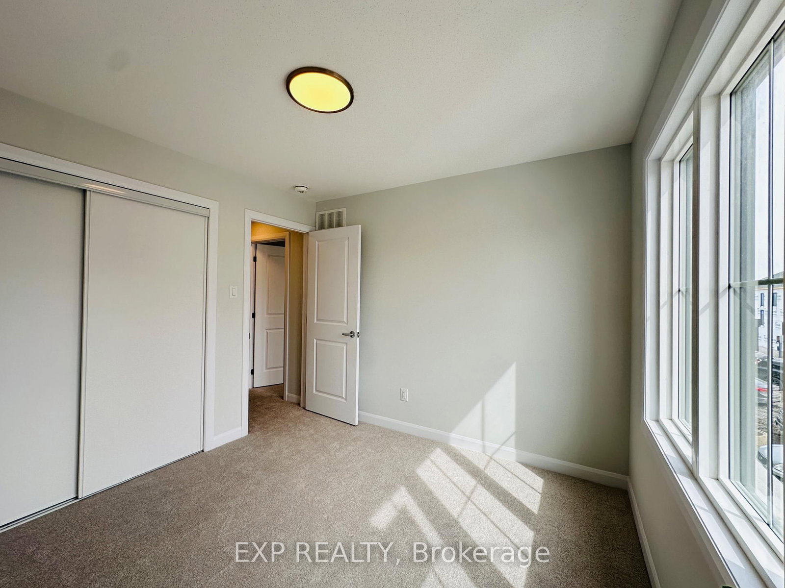 271 BANKSIDE Way - Photo 21