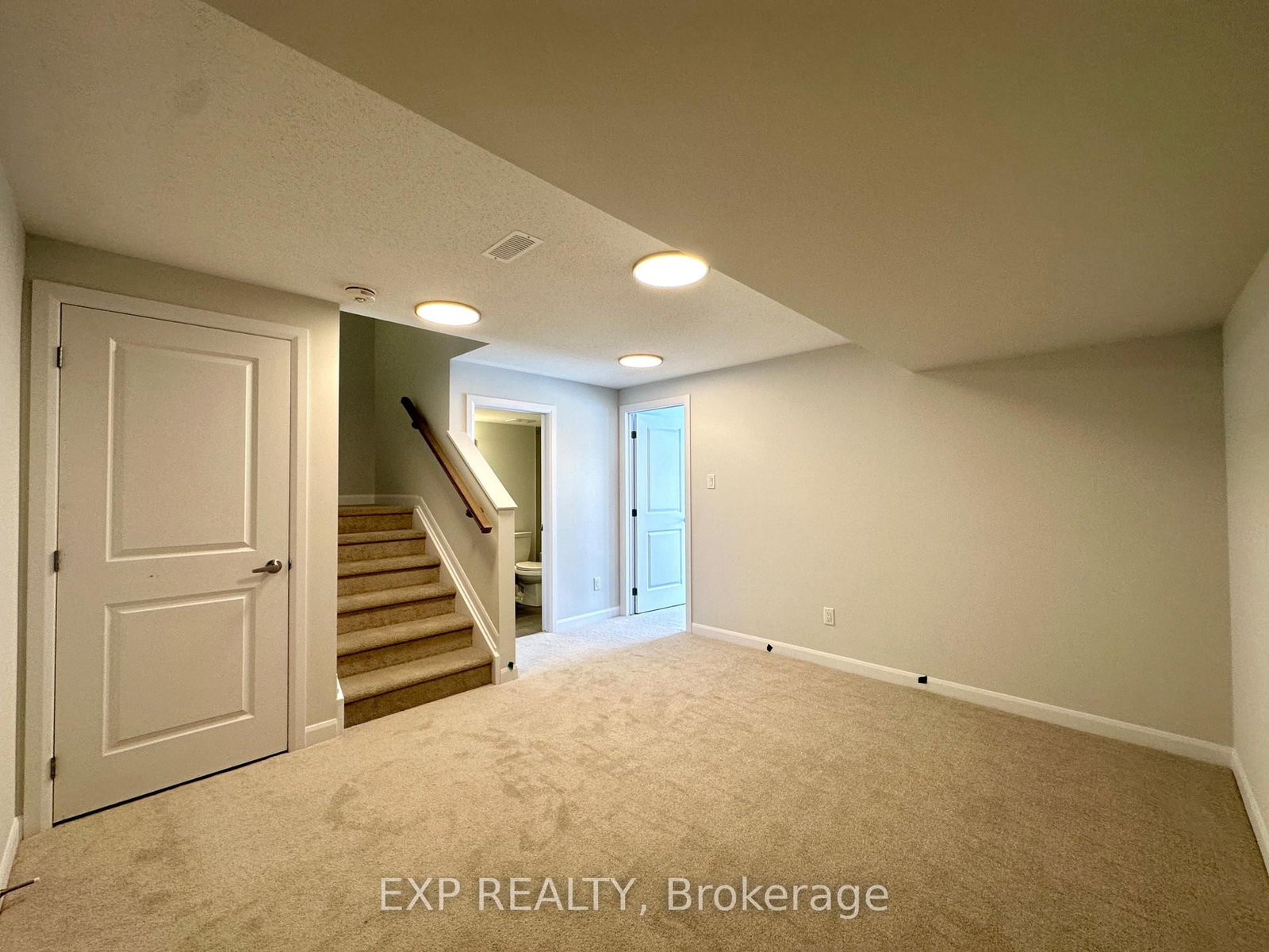 271 BANKSIDE Way - Photo 26