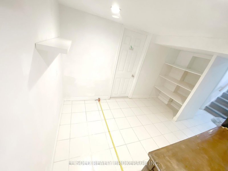 Den Bsmt - 112 Leland St, Hamilton, L8S 3A2 | Image 3