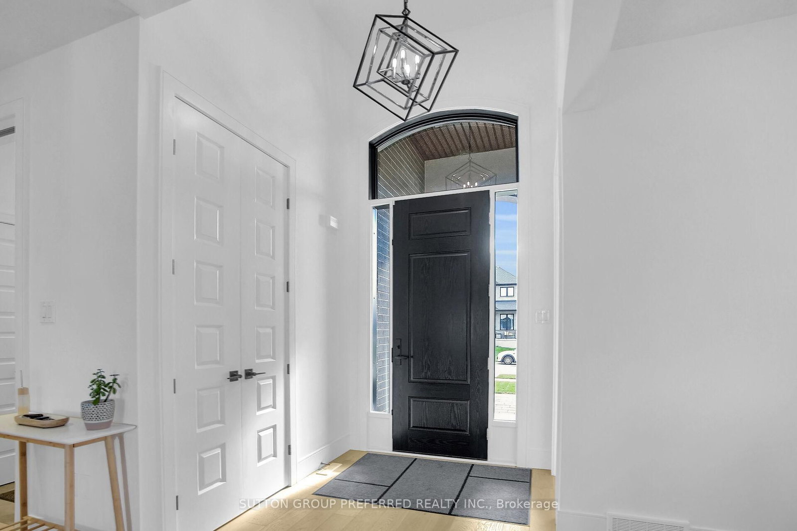 1928 Trailsway Drive - Photo 3