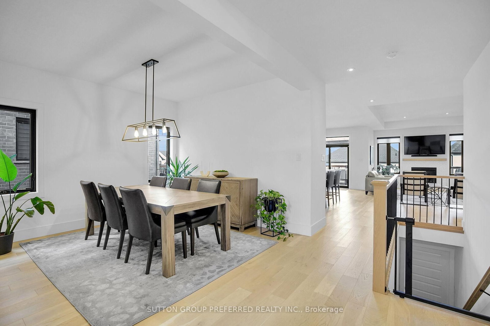 1928 Trailsway Drive - Photo 4