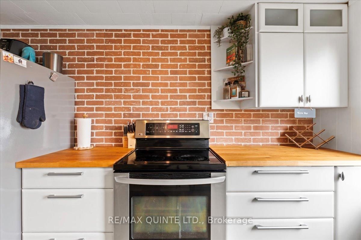 11364 Loyalist Parkway • Prince Edward County, ON photo 38