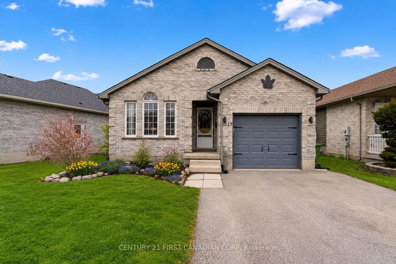 17 Cottonwood Drive