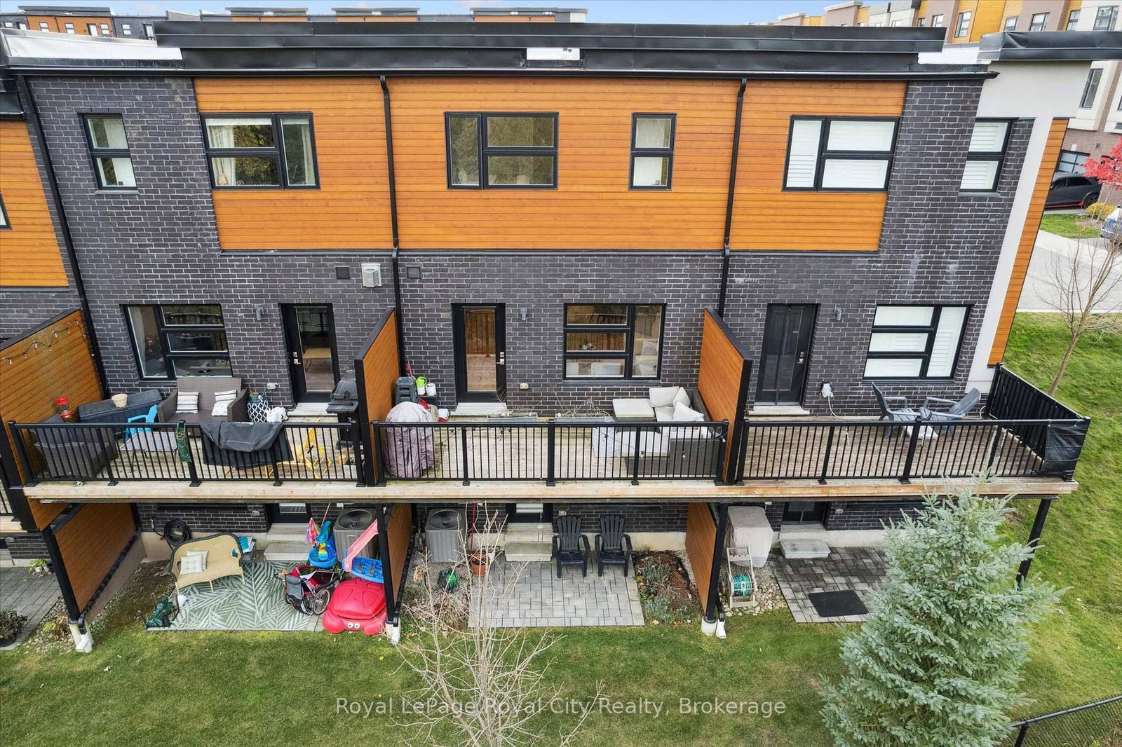 60 Arkell Road, Unit 83 - Photo 39