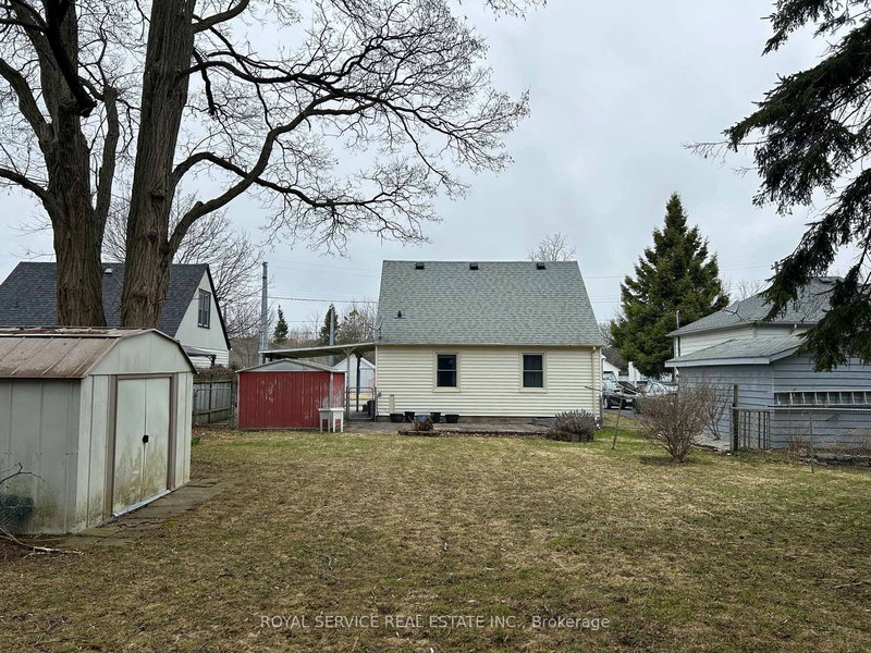 27 Caroline St, Port Hope, L1A 1Y6 | Image 3