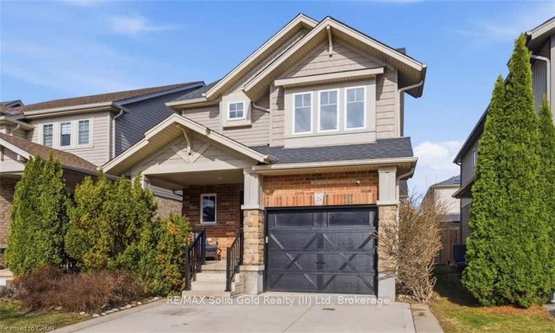 26 Helena Feasby St, Kitchener, N2E 4L4 | Image 2