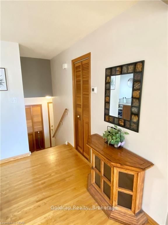 13 - 201 SILVERCREEK Pkwy N, Guelph, N1H 3T4 | Image 3