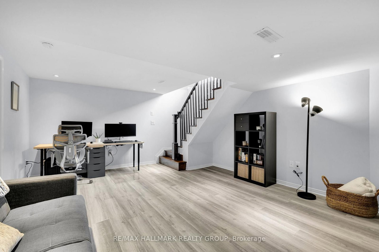 Townhouse for sale at 132 LARAMIE Crescent, Ottawa, Ontario, K2J 5Z8 - Barrhaven - Stonebridge - MLS: X12959784