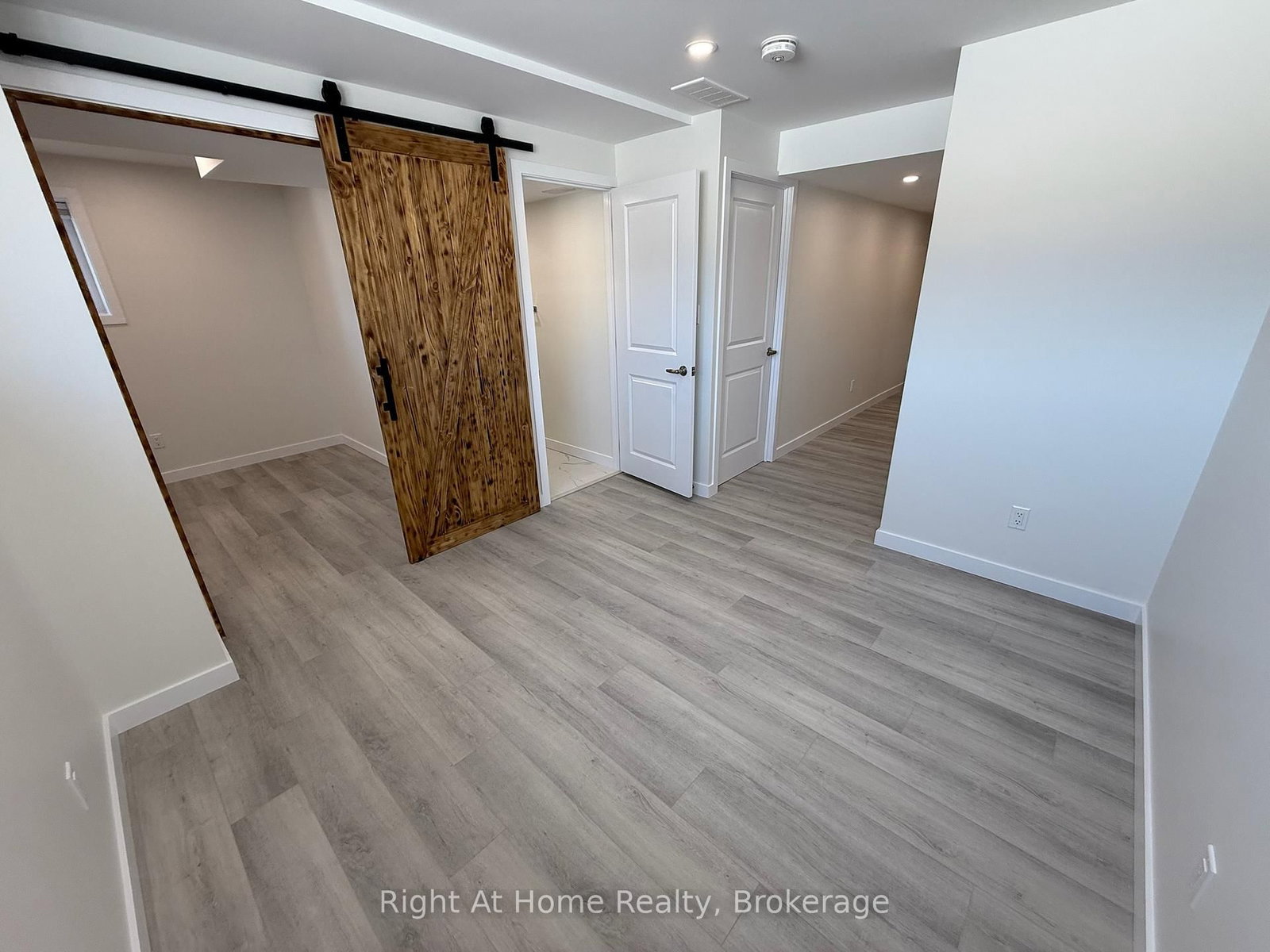 237 Benninger Drive - Photo 5